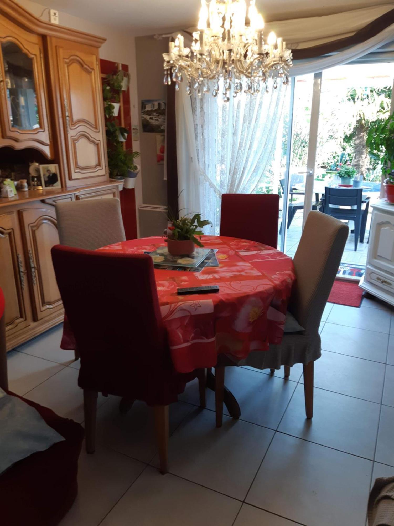 Chambre Lit Double Dans Pavillon , Chez Lilyanne 톤네이샤랑트 외부 사진